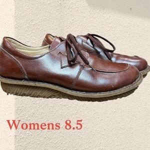 Brown Leather Lace-Up Clog-like Bohemian Shoes